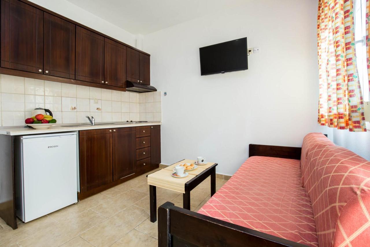 Apartments Ralitsa 利迈纳里亚 外观 照片